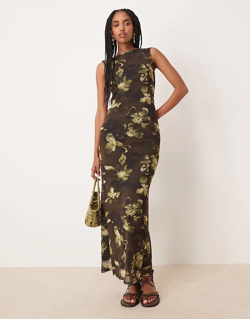 Платье миди без рукавов ASOS DESIGN с коричневым принтом
Платье миди без рукавов ASOS DESIGN с коричневым принтом