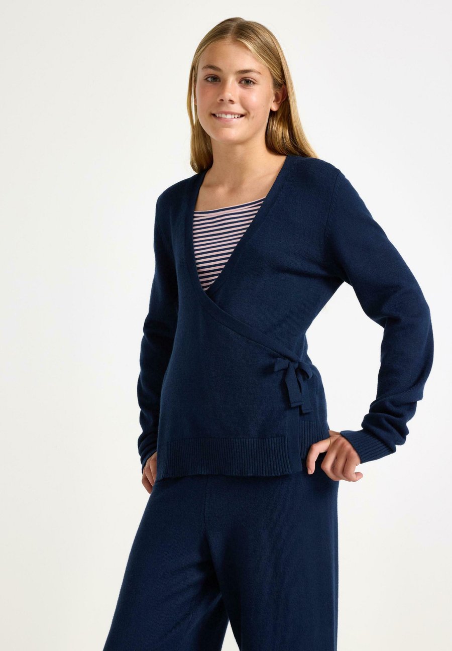 Джемпер Lindex WITH DESIGN , Navy/Blue
Джемпер Lindex WITH DESIGN , Navy/Blue