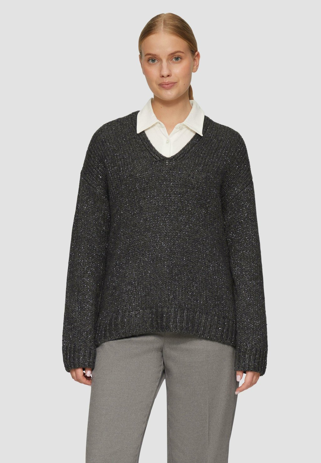 Джемпер MIT-EFFEKT s.Oliver, антрацит
Джемпер MIT-EFFEKT s.Oliver, антрацит