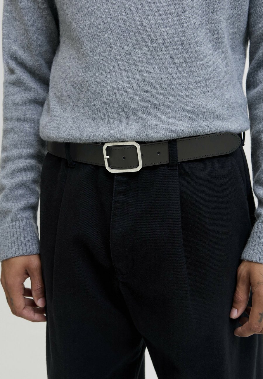 Ремень Jack & Jones Belt, Black
Ремень Jack & Jones Belt, Black