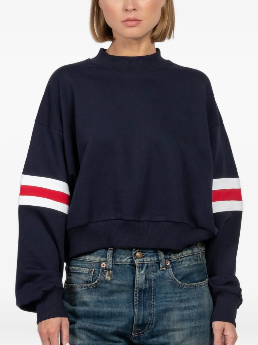 Свитер с высоким воротником и полосками на рукавах FREEDÉR, синий
Свитер с высоким воротником и полосками на рукавах FREEDÉR, синий