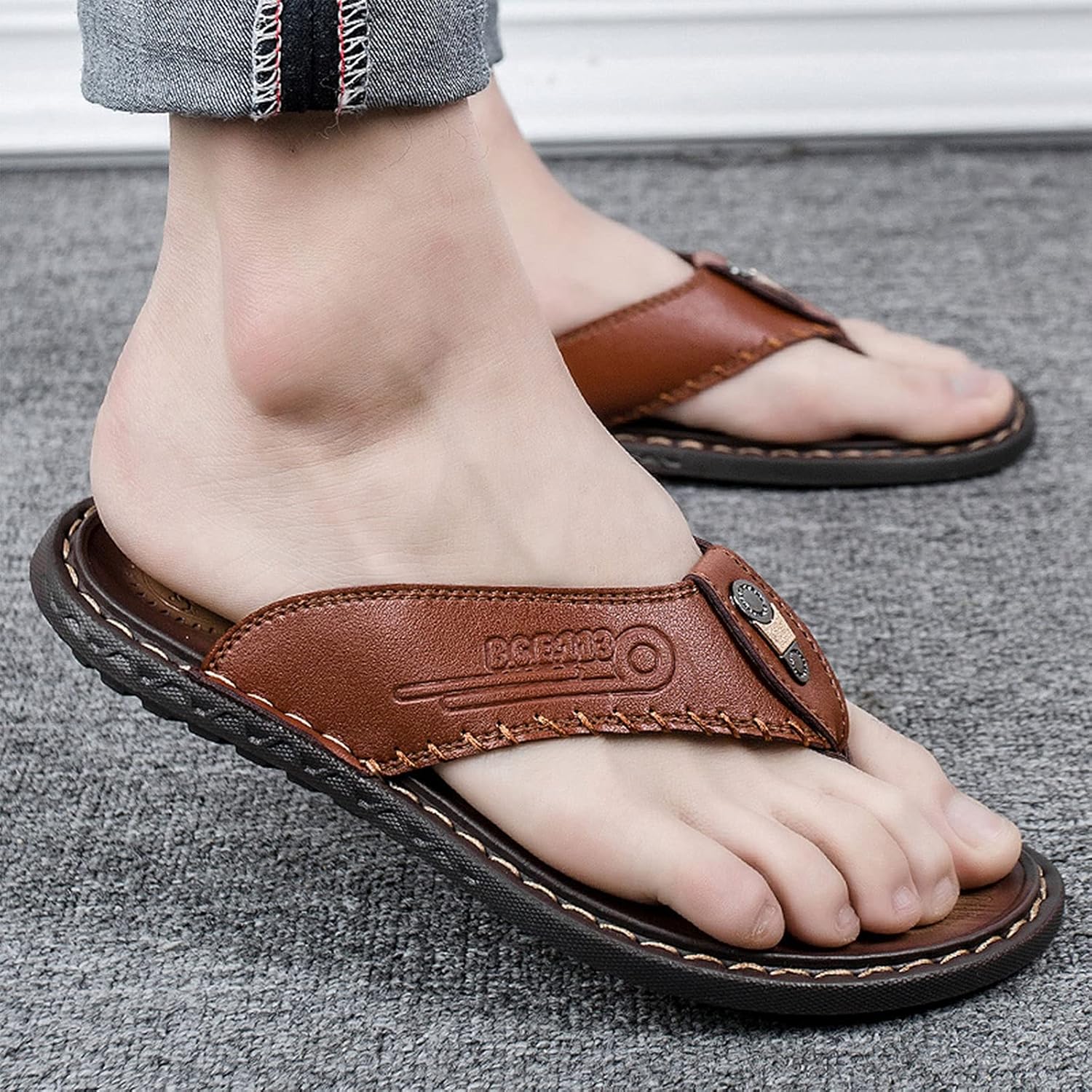 Сланцы TUCY для мужчин, тапочки на лето, мужские шлепанцы слайды, пляжные тапочки с регулируемыми ремешками, обувь для дома и улицы (Цвет: коричневый, Размер: EUR 41)
Сланцы TUCY для мужчин, тапочки на лето, мужские шлепанцы слайды, пляжные тапочки с регулируемыми ремешками, обувь для дома и улицы (Цвет: коричневый, Размер: EUR 41)