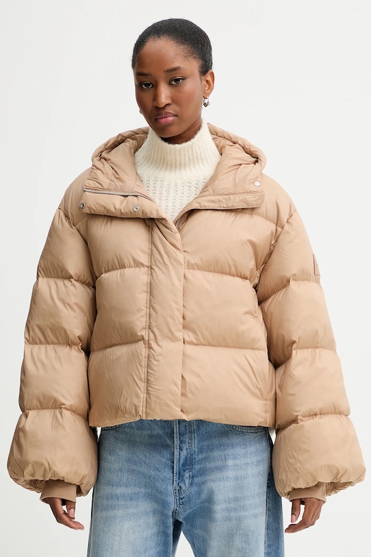 Пуховик Calvin Klein, бежевый
Пуховик Calvin Klein, бежевый