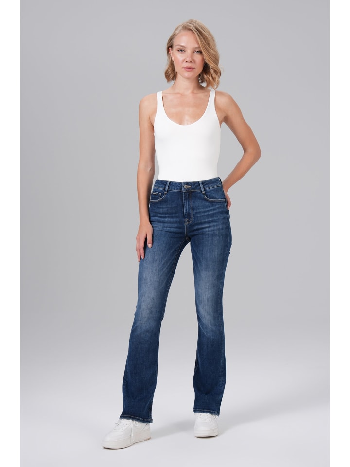 M.O.D Джинсы Sina Bootcut Calamity Blue
M.O.D Джинсы Sina Bootcut Calamity Blue