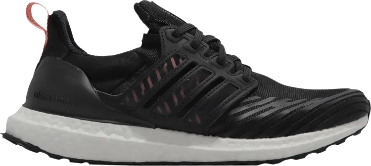 Кроссовки Adidas UltraBoost DNA Guard, черный
Кроссовки Adidas UltraBoost DNA Guard, черный