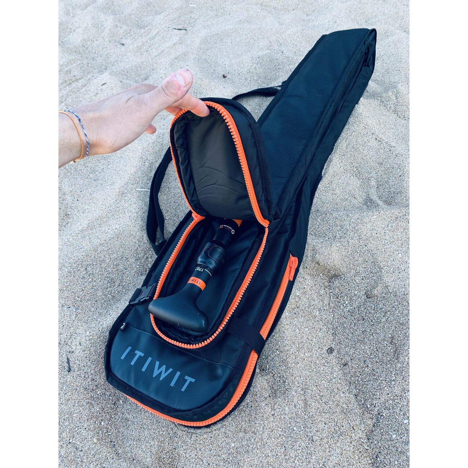 Защитный чехол для съемного/регулируемого весла SUP ITIWIT, черный/кроваво-оранжевый
Защитный чехол для съемного/регулируемого весла SUP ITIWIT, черный/кроваво-оранжевый