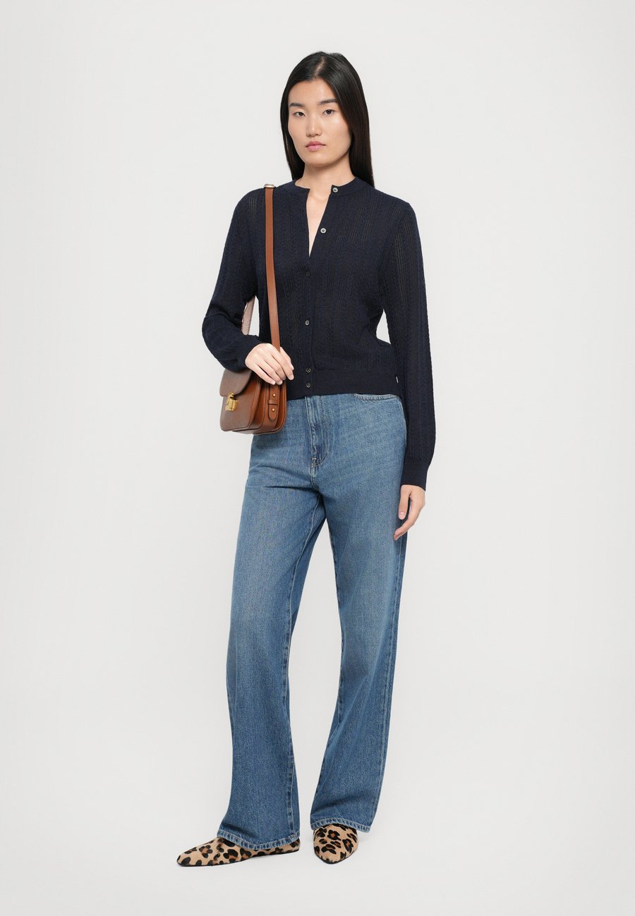 Кардиган Paul & Joe JUNON, Marine /Dark Blue
Кардиган Paul & Joe JUNON, Marine /Dark Blue