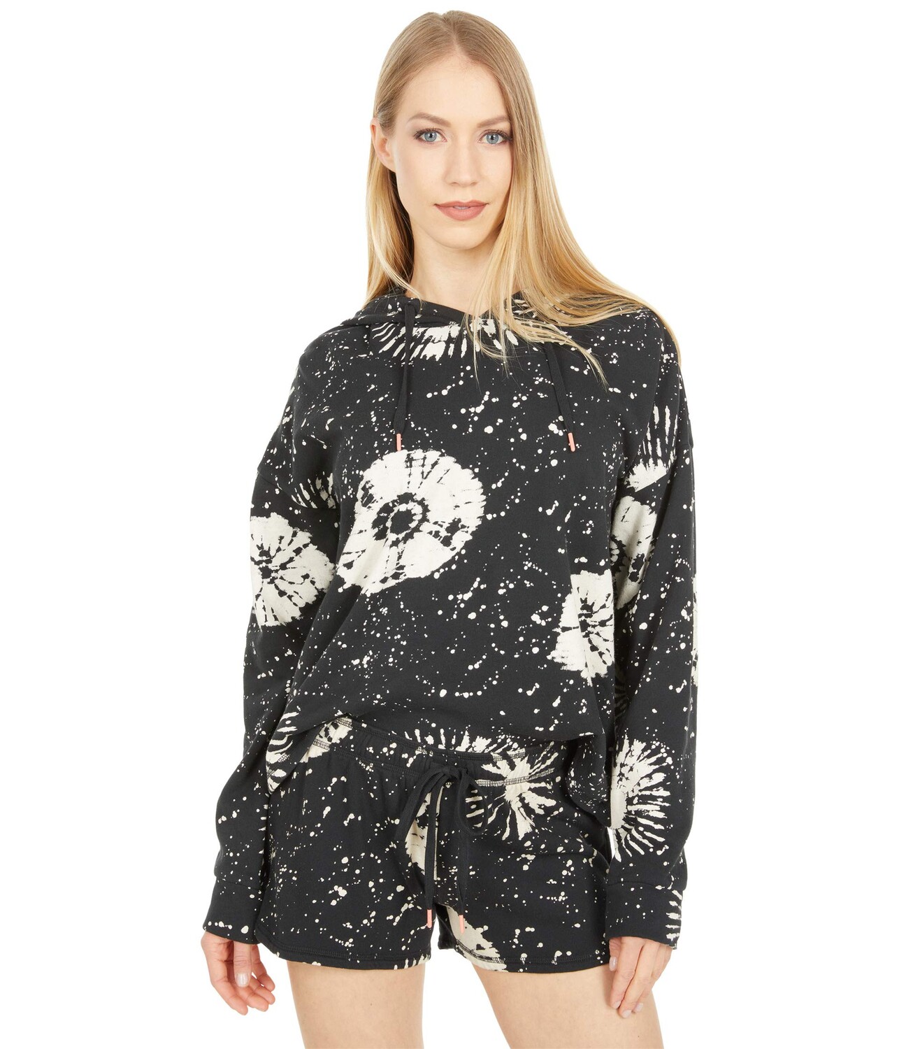 Худи P.J. Salvage, Stormy Monday Tie-Dye Hoodie, Серый, Худи P.J. Salvage, Stormy Monday Tie-Dye Hoodie
Худи P.J. Salvage, Stormy Monday Tie-Dye Hoodie, Серый, Худи P.J. Salvage, Stormy Monday Tie-Dye Hoodie