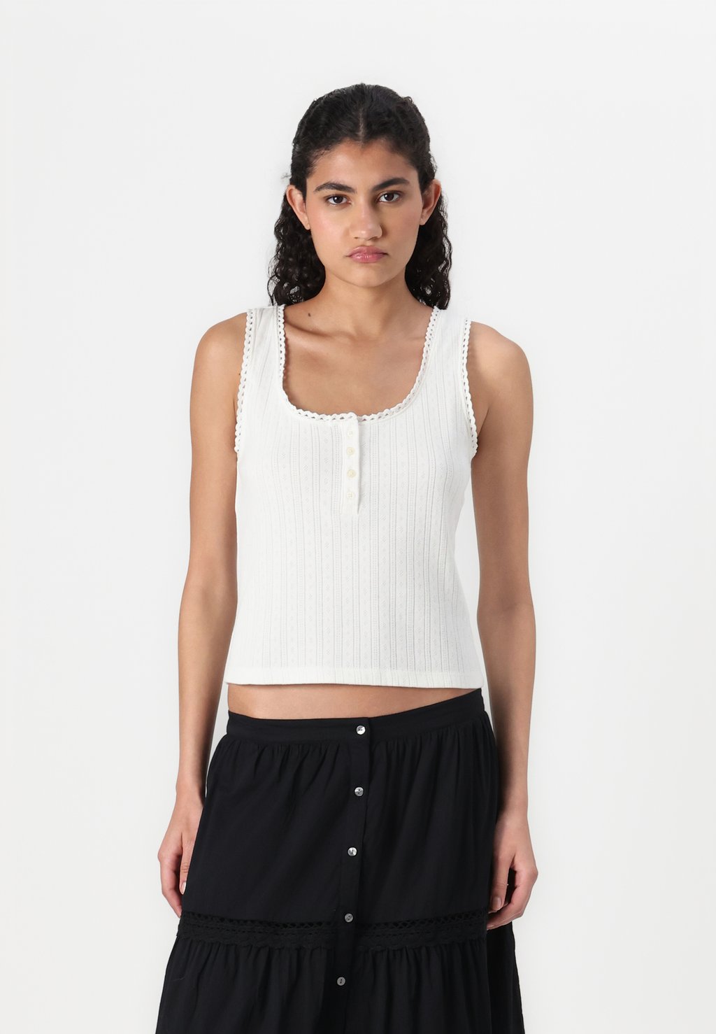 Топ SCOOP POINTELLE TANK GAP, белый
Топ SCOOP POINTELLE TANK GAP, белый