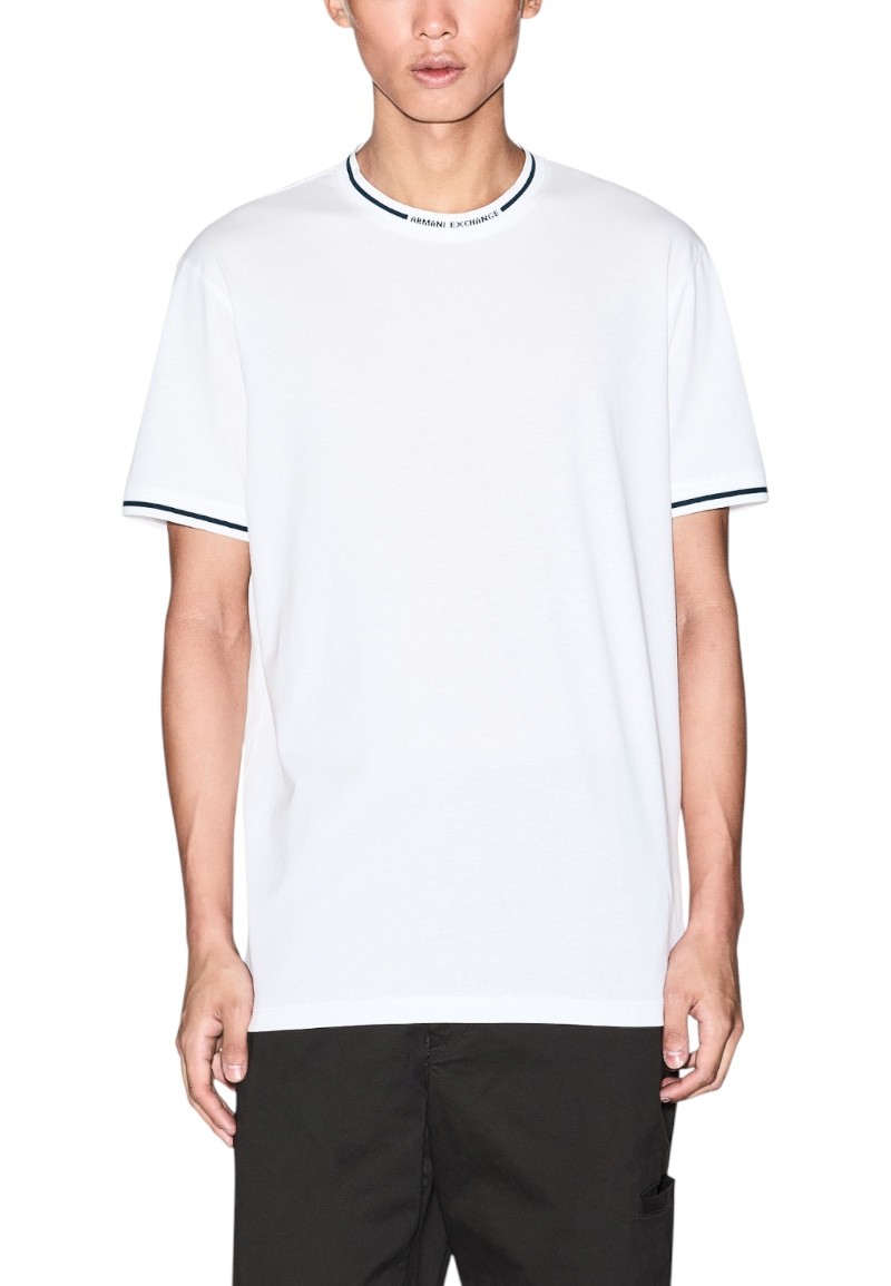 Футболки Armani Exchange, белый
Футболки Armani Exchange, белый