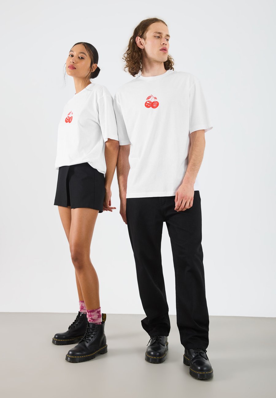 Футболка YOURTURN UNISEX 2 PACK, True Black/Bright White/Black, Белый, Футболка YOURTURN UNISEX 2 PACK, True Black/Bright White/Black
Футболка YOURTURN UNISEX 2 PACK, True Black/Bright White/Black, Белый, Футболка YOURTURN UNISEX 2 PACK, True Black/Bright White/Black