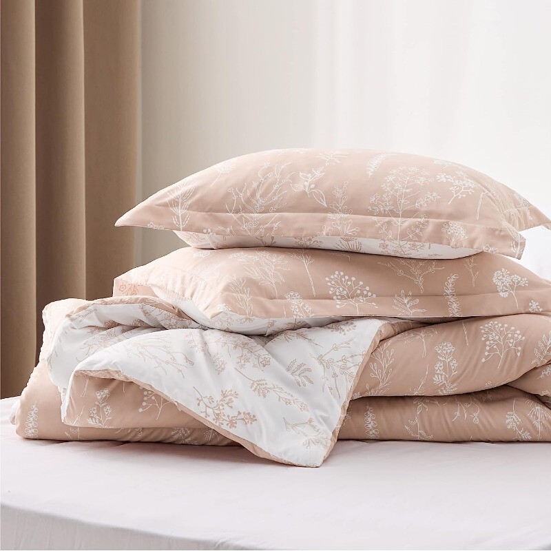 Комплект двуспального постельного белья Bedsure King, 3 предмета, розовый
Комплект двуспального постельного белья Bedsure King, 3 предмета, розовый
