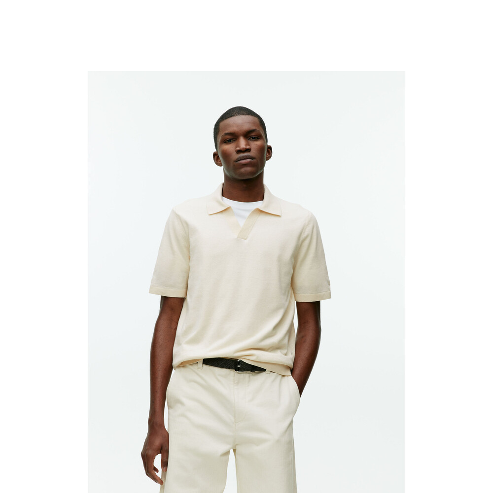 Рубашка-поло Arket с короткими рукавами, кремовый
Рубашка-поло Arket с короткими рукавами, кремовый