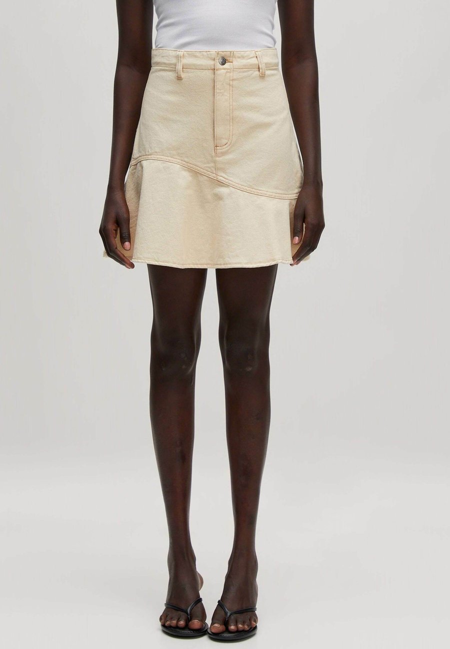 Юбка EDITED NORA, Beigemeliert Beige/Beige
Юбка EDITED NORA, Beigemeliert Beige/Beige