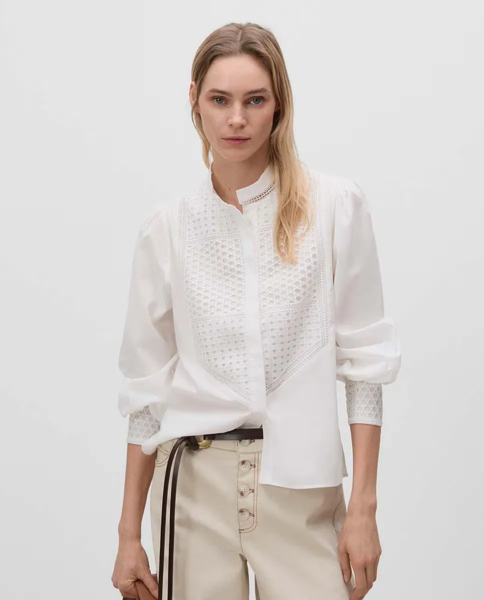 Женская гипюровая блузка с высоким воротом Simorra, белый
Женская гипюровая блузка с высоким воротом Simorra, белый