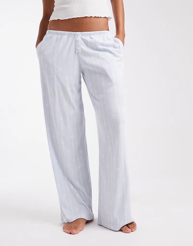 Пижамные штаны Hollister с низкой посадкой и широкими штанинами, серые с бантом
Пижамные штаны Hollister с низкой посадкой и широкими штанинами, серые с бантом