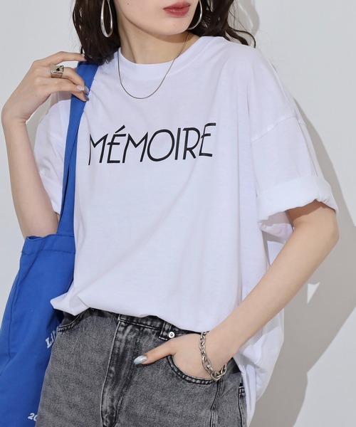 Футболка широкая с фольгированным принтом FUNALIVE, белый
Футболка широкая с фольгированным принтом FUNALIVE, белый