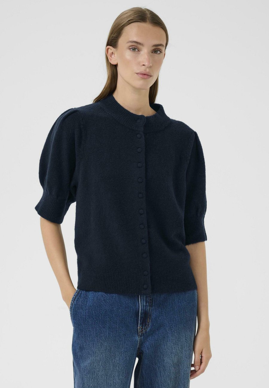 Кардиган Karen by Simonsen BRONA NOABELLE, Inkwell/Dark Blue
Кардиган Karen by Simonsen BRONA NOABELLE, Inkwell/Dark Blue