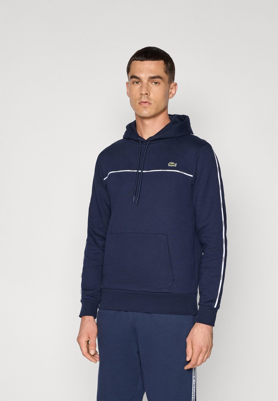 Худи Lacoste Sport HOODIE TAPE, Navy Blue/Dark Blue
Худи Lacoste Sport HOODIE TAPE, Navy Blue/Dark Blue