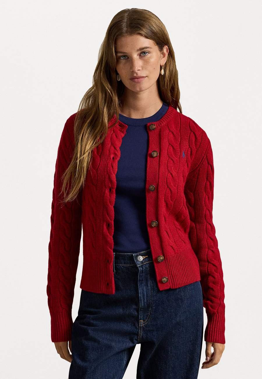 Кардиган Polo Ralph Lauren CABLE-KNIT WOOL-CASHMERE CARDIGAN, Fireside Red/Red
Кардиган Polo Ralph Lauren CABLE-KNIT WOOL-CASHMERE CARDIGAN, Fireside Red/Red