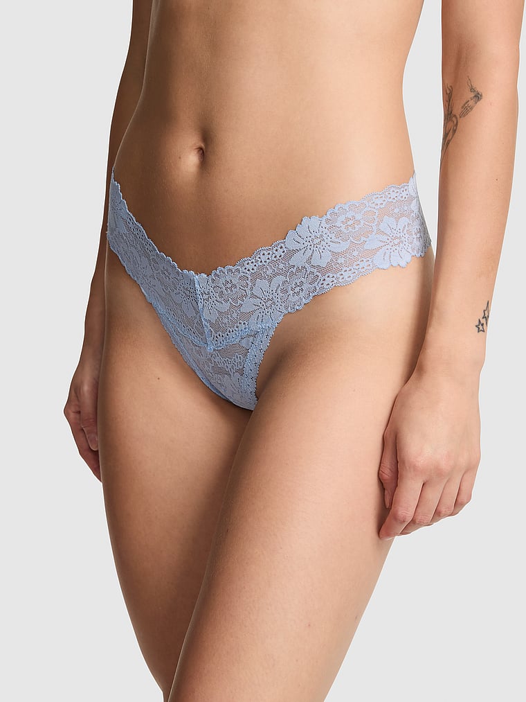Кружевные трусики-стринги Wink Pink, floral lace icy blue
Кружевные трусики-стринги Wink Pink, floral lace icy blue