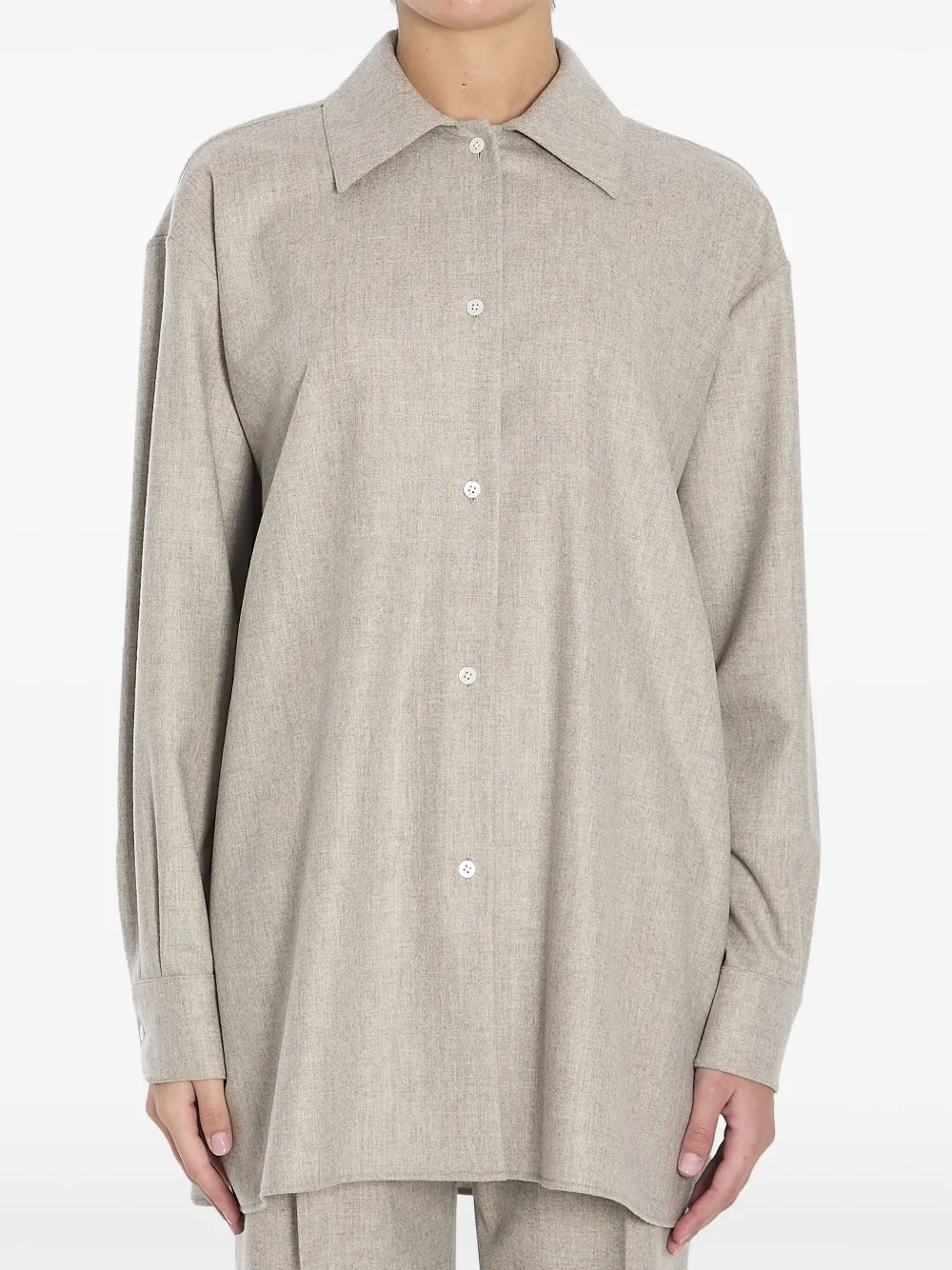 Рубашка Komako THE ROW, нейтральный
Рубашка Komako THE ROW, нейтральный