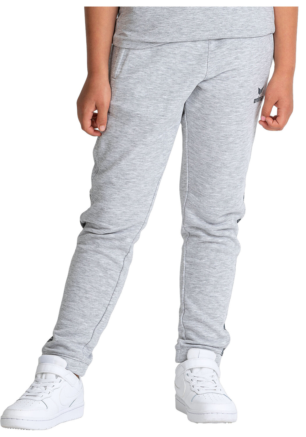 Спортивные брюки erima Essential Team Sweat, цвет hellgrau melange/slate grey
Спортивные брюки erima Essential Team Sweat, цвет hellgrau melange/slate grey