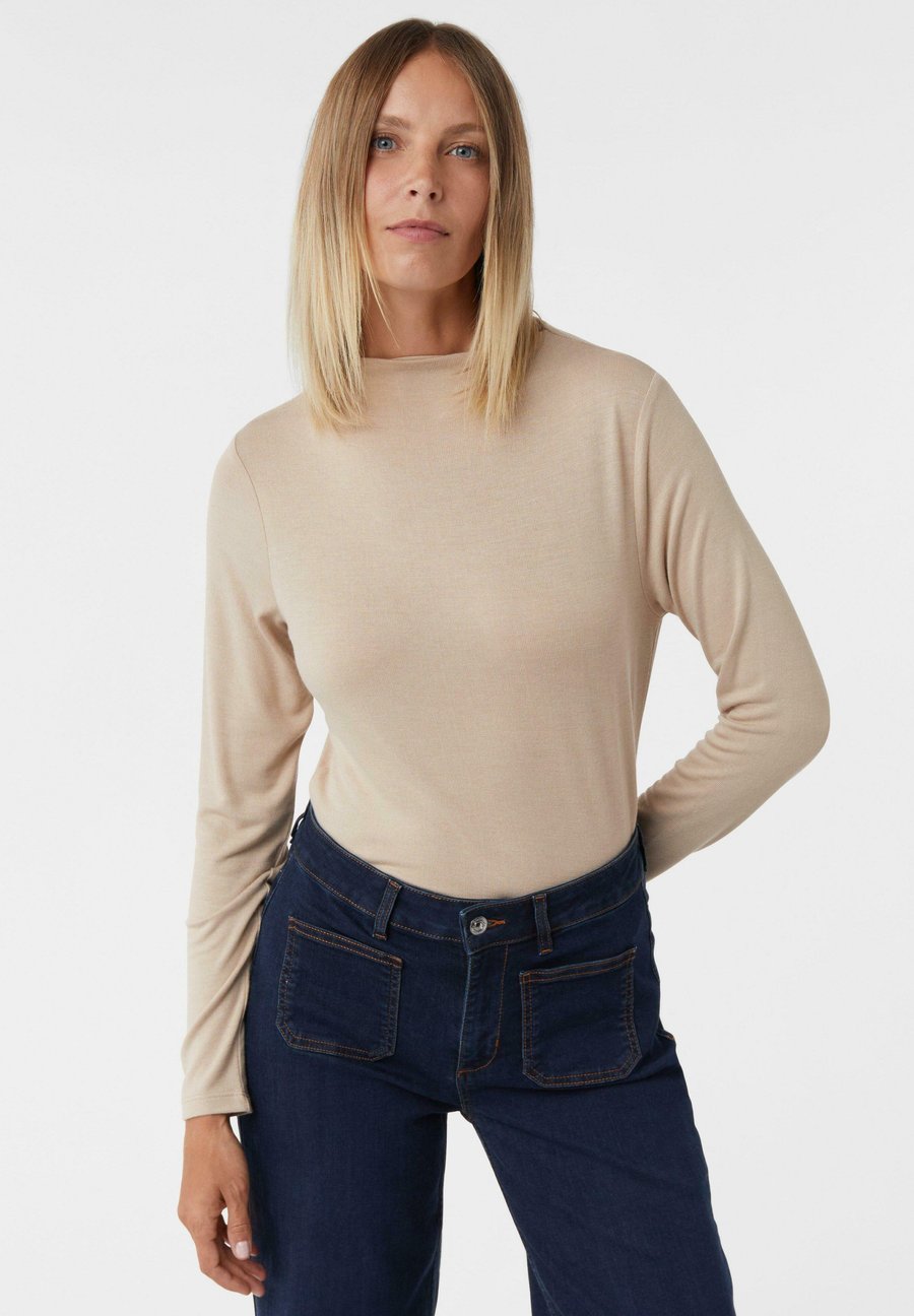 Топ comma Long sleeved top, Sandfarben/Mottled Beige
Топ comma Long sleeved top, Sandfarben/Mottled Beige