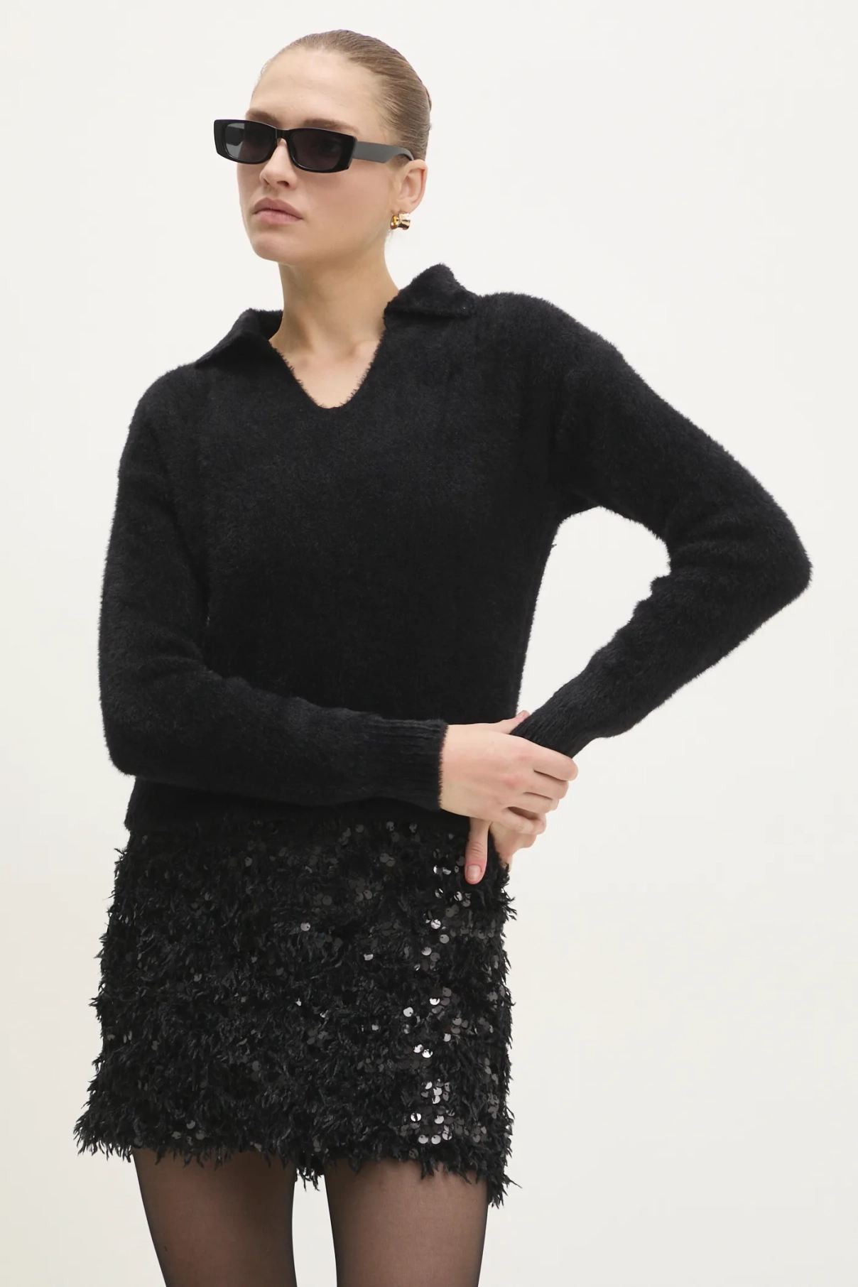 Шерстяной свитер Answear Lab, черный
Шерстяной свитер Answear Lab, черный