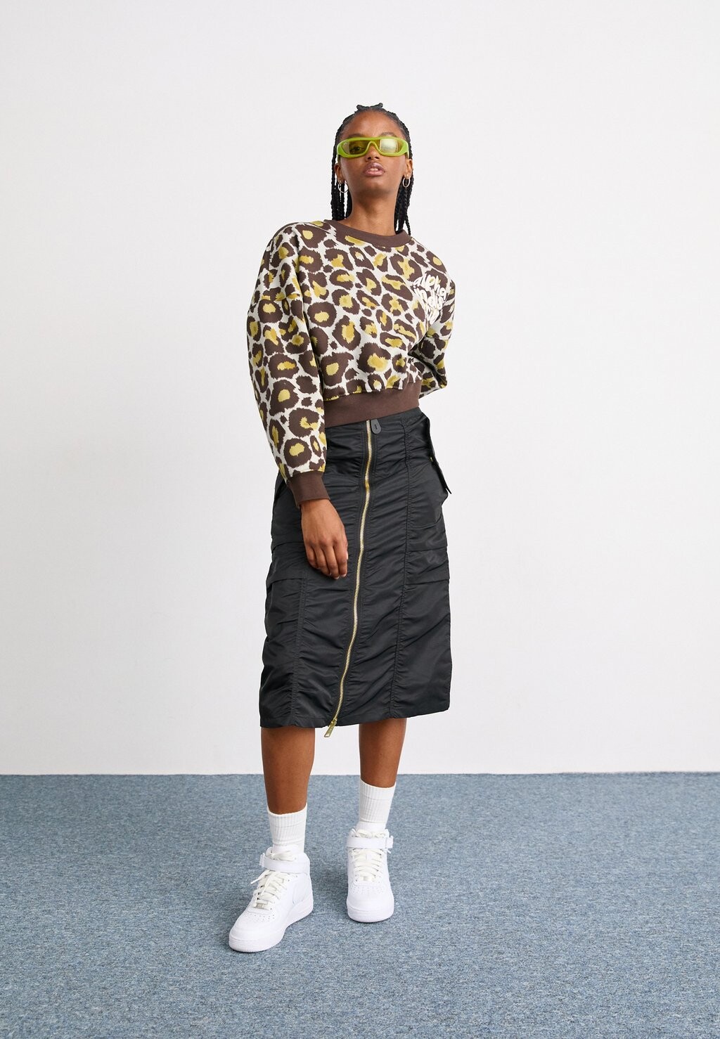 Юбка А-силуэта MIDI SKIRT Alpha Industries, черный
Юбка А-силуэта MIDI SKIRT Alpha Industries, черный