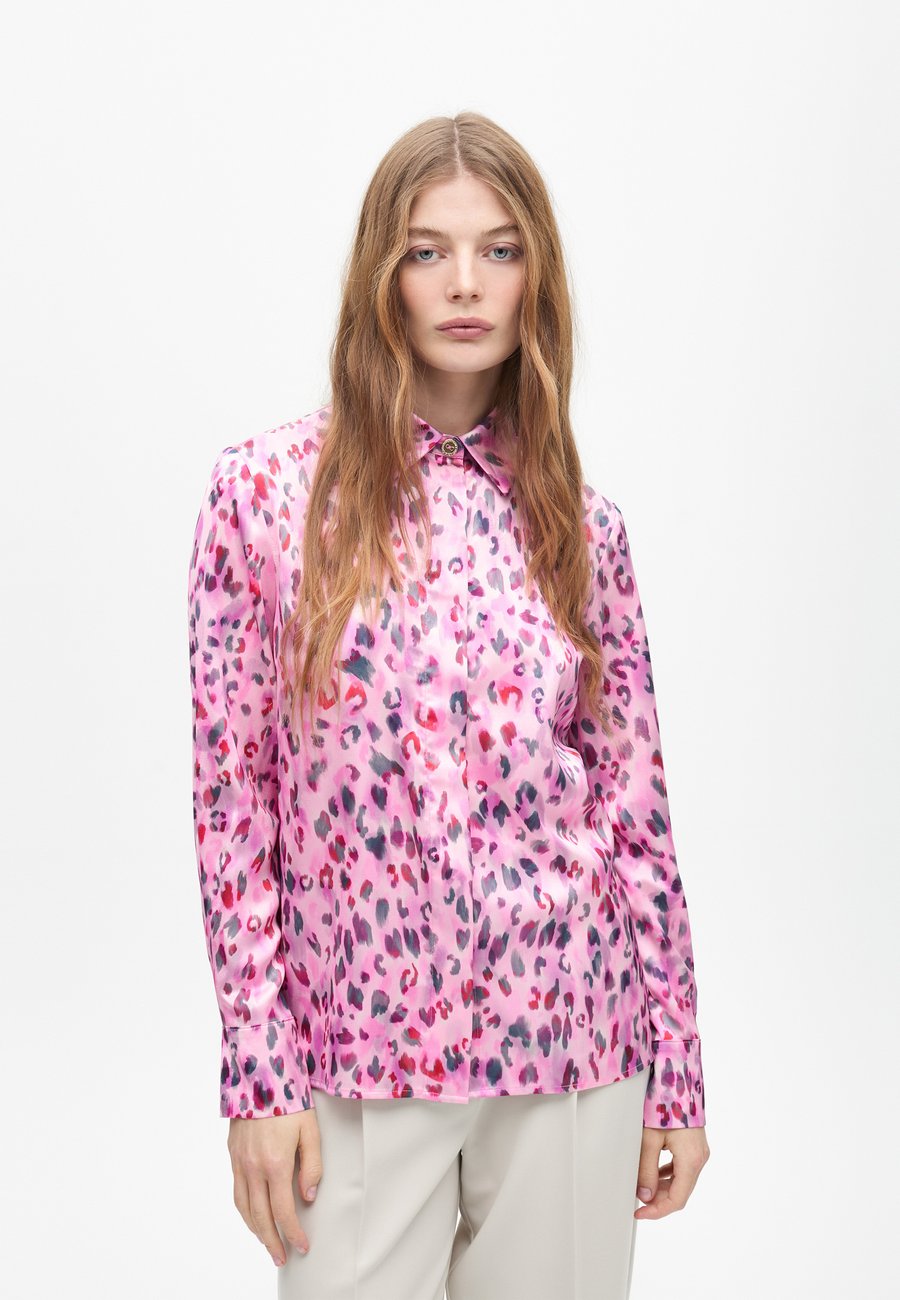 Блуза LOLA CASADEMUNT Button-down blouse, Pink
Блуза LOLA CASADEMUNT Button-down blouse, Pink