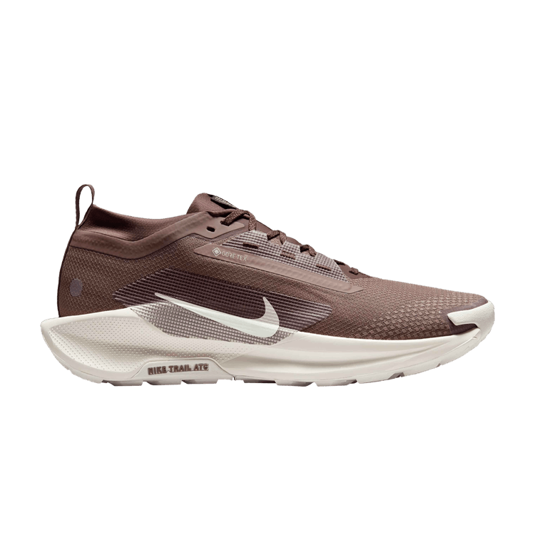Кроссовки Pegasus Trail 5 GORE-TEX 'Mink Brown', коричневый
Кроссовки Pegasus Trail 5 GORE-TEX 'Mink Brown', коричневый