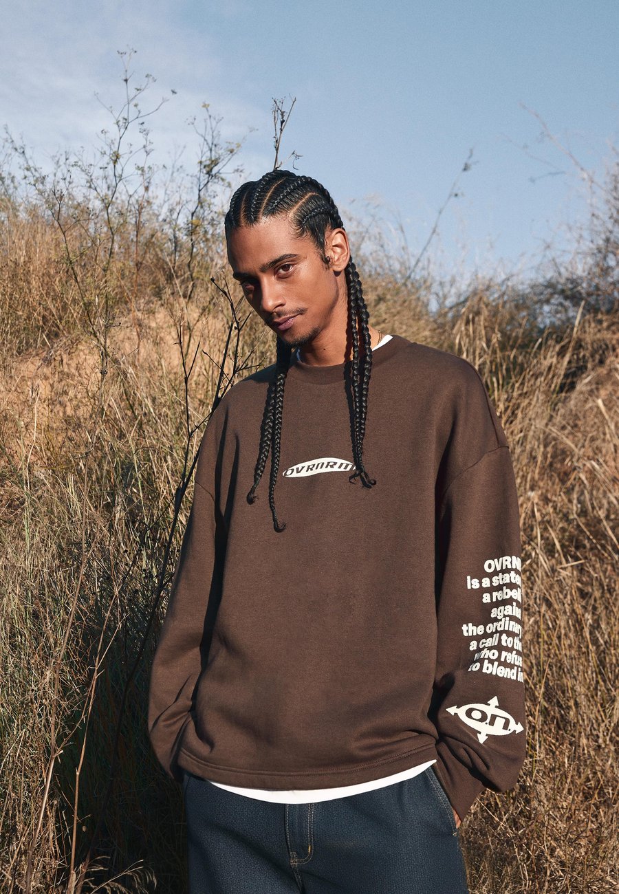 Толстовка Bershka Sweatshirt, Brown
Толстовка Bershka Sweatshirt, Brown