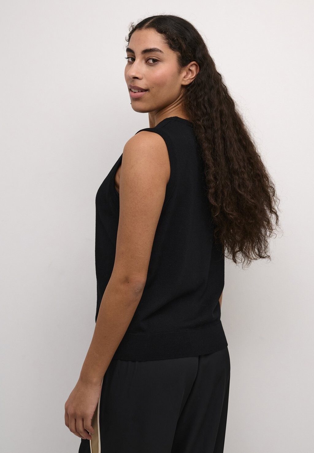 Топ Kaffe, пестрый черный
Топ Kaffe, пестрый черный