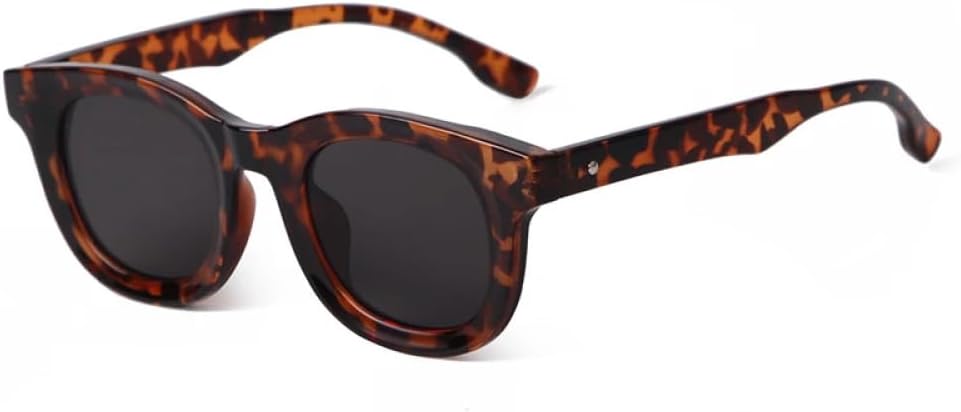 Модные маленькие квадратные солнцезащитные очки для женщин в стиле ретро с прозрачными линзами цвета океана, защита от УФ-излучения UV400, мужские солнцезащитные очки UOVSAW, C2
Модные маленькие квадратные солнцезащитные очки для женщин в стиле ретро с прозрачными линзами цвета океана, защита от УФ-излучения UV400, мужские солнцезащитные очки UOVSAW, C2