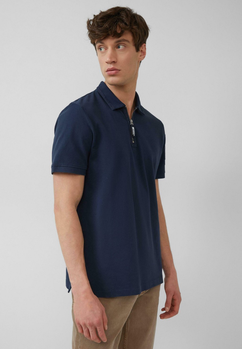 Рубашка поло MIT REISSVERSCHLUSS UND ÄRMELTASCHE s.Oliver, темно-синий
Рубашка поло MIT REISSVERSCHLUSS UND ÄRMELTASCHE s.Oliver, темно-синий