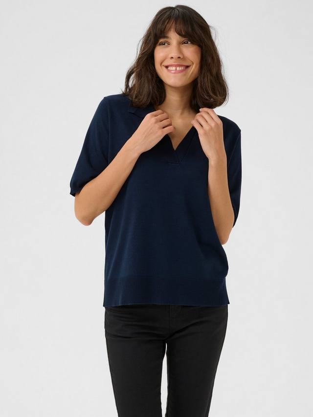 Топ поло Lizza из трикотажа KAFFE, Midnight Marine
Топ поло Lizza из трикотажа KAFFE, Midnight Marine