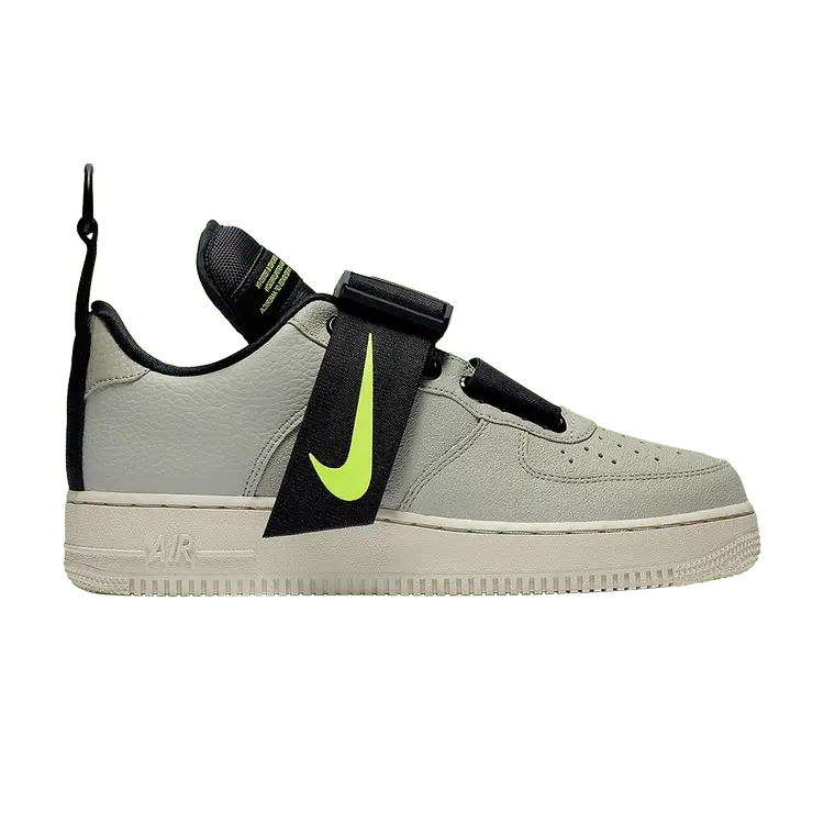 Кроссовки Nike Air Force 1 Low Utility 'Spruce Fog', серый
Кроссовки Nike Air Force 1 Low Utility 'Spruce Fog', серый