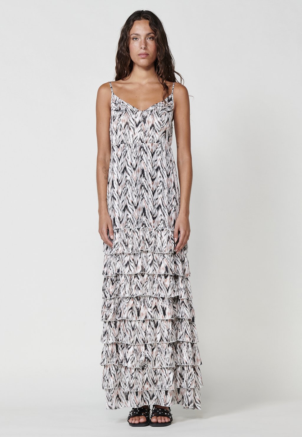 Платье макси STRAP Koroshi, черный 
Платье макси STRAP Koroshi, черный