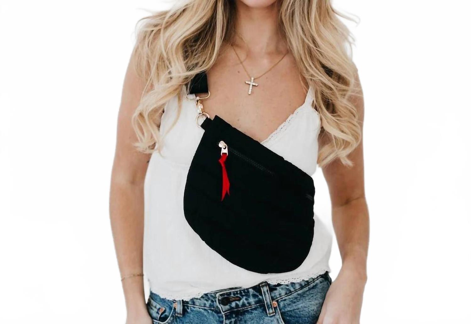 Женская стеганая сумка Jolie черного цвета Pretty Simple, черный
Женская стеганая сумка Jolie черного цвета Pretty Simple, черный