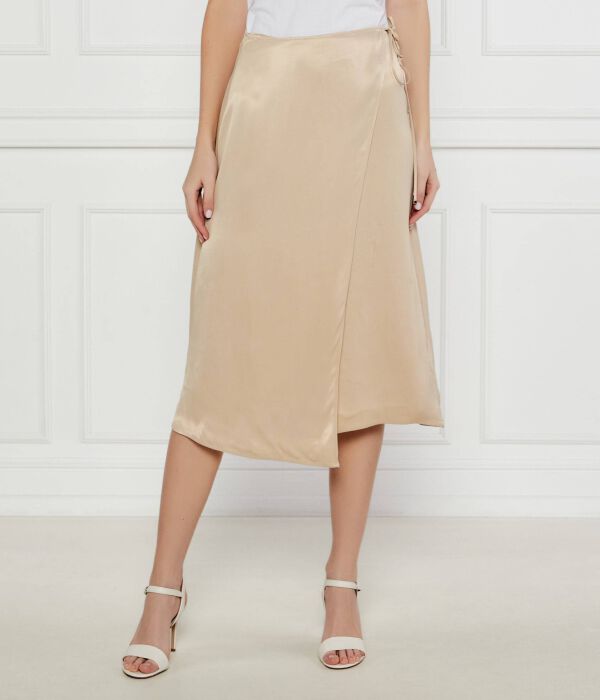 Юбка атласная летняя Boss, желтый
Юбка атласная летняя Boss, желтый