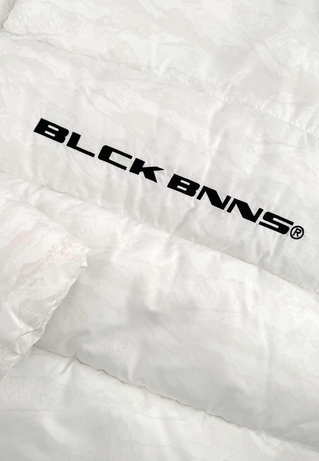 Зимняя куртка BLOCK FREEZE Black Bananas, белый
Зимняя куртка BLOCK FREEZE Black Bananas, белый