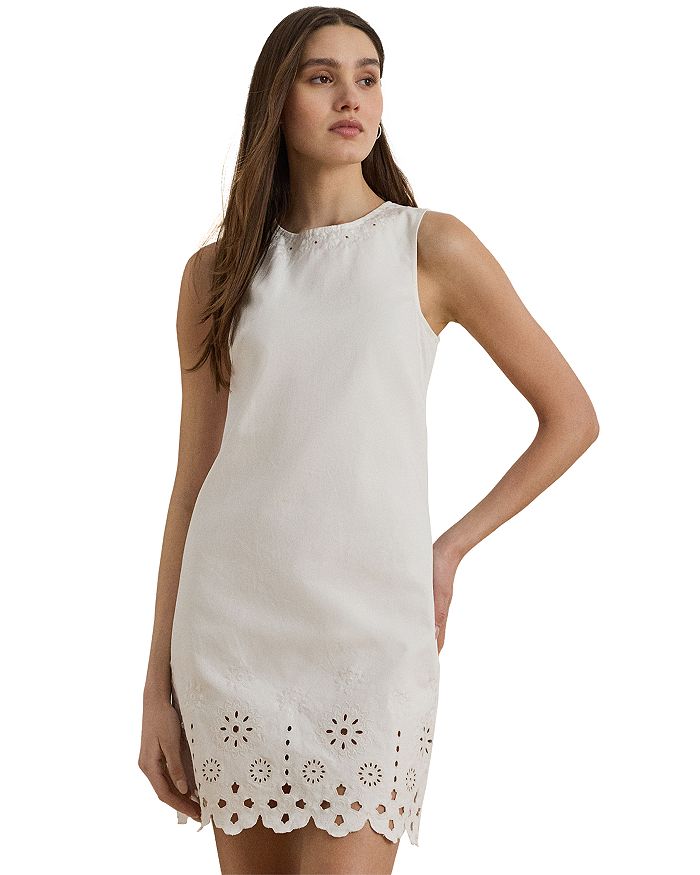 Джинговое платье-сарафан без рукавов с простроченными отверстиями Ralph Lauren, белый
Джинговое платье-сарафан без рукавов с простроченными отверстиями Ralph Lauren, белый
