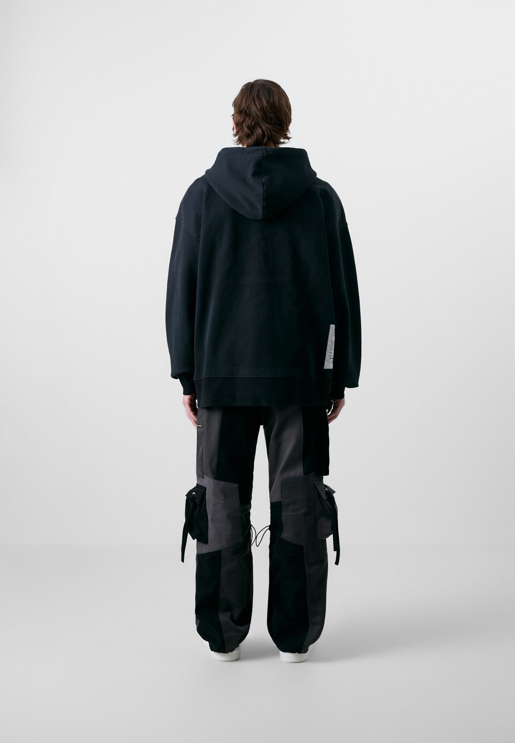 Толстовка с капюшоном KLJ X ATELIER HOODIE UNISEX Karl Lagerfeld Jeans, синий
Толстовка с капюшоном KLJ X ATELIER HOODIE UNISEX Karl Lagerfeld Jeans, синий