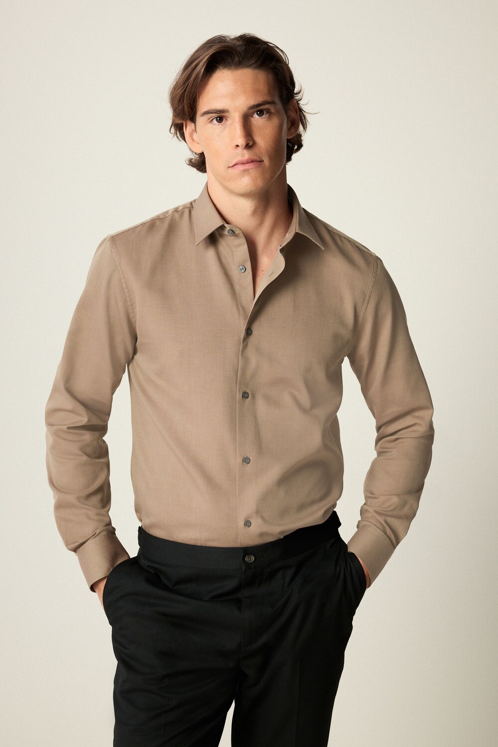 Рубашка с текстурированной одинарной манжетой, легкая в уходе Next, коричневый
Рубашка с текстурированной одинарной манжетой, легкая в уходе Next, коричневый