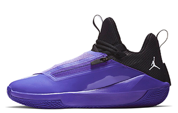 Мужские баскетбольные кроссовки Jordan Jumpman Hustle
Мужские баскетбольные кроссовки Jordan Jumpman Hustle