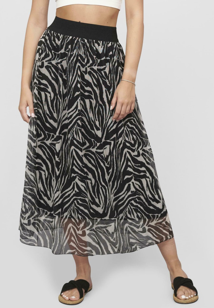 Юбка Cloud 5ive 2-LAYERED WITH ANIMAL, Black
Юбка Cloud 5ive 2-LAYERED WITH ANIMAL, Black