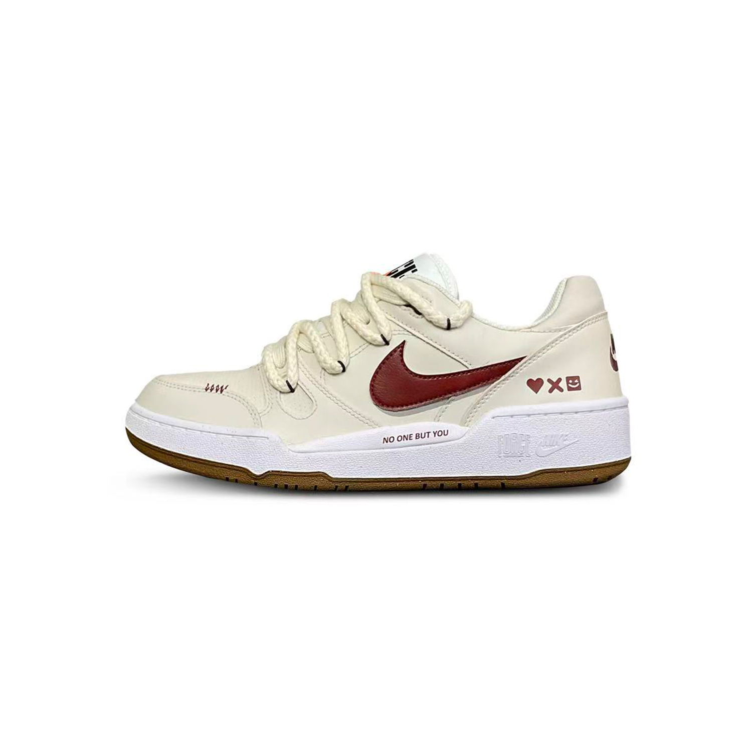 Кроссовки для скейтбординга Full Force Tower Rabbit низкие мужские Nike, красный/белый
Кроссовки для скейтбординга Full Force Tower Rabbit низкие мужские Nike, красный/белый