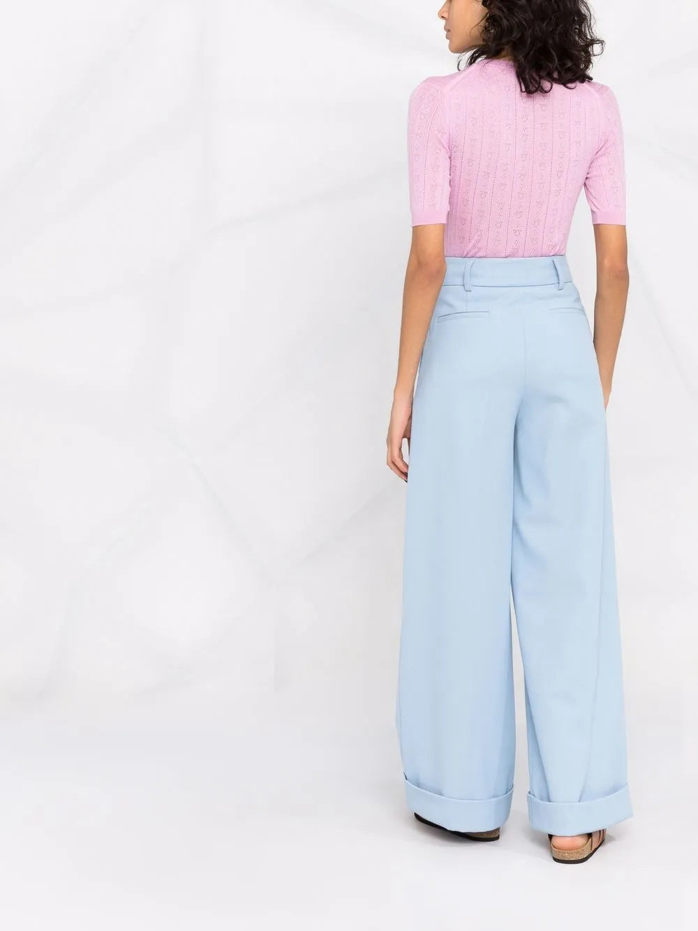 Феррагамо вязаный топ с коротким рукавом и узором Gancini Salvatore Ferragamo, розовый
Феррагамо вязаный топ с коротким рукавом и узором Gancini Salvatore Ferragamo, розовый