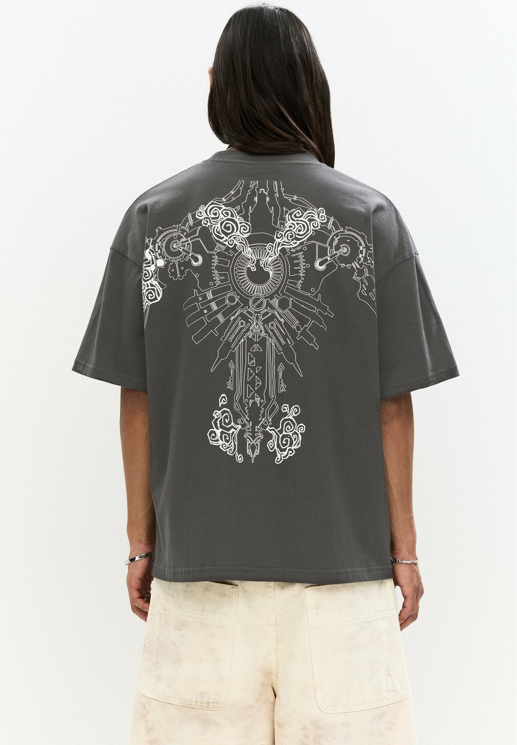 Футболка с принтом ARCANE PULL&BEAR, темно-серый
Футболка с принтом ARCANE PULL&BEAR, темно-серый